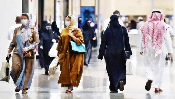 women-saudi-arabia
